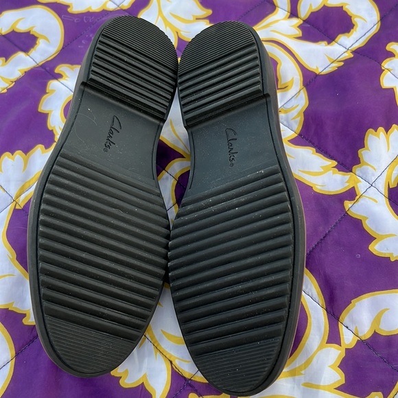 Womens, Brown Clark loafers - Picture 2 of 2